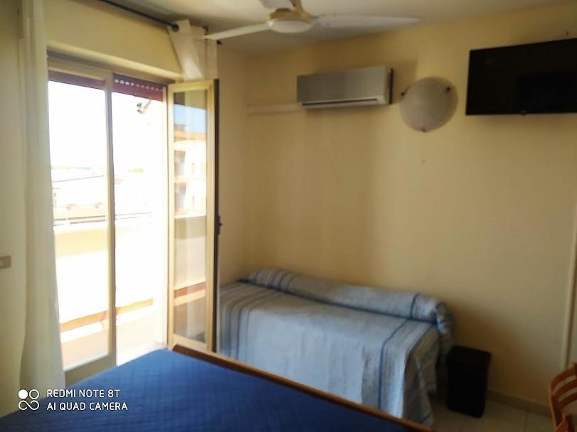 Hotel Eliseo Giardini Naxos Exterior photo