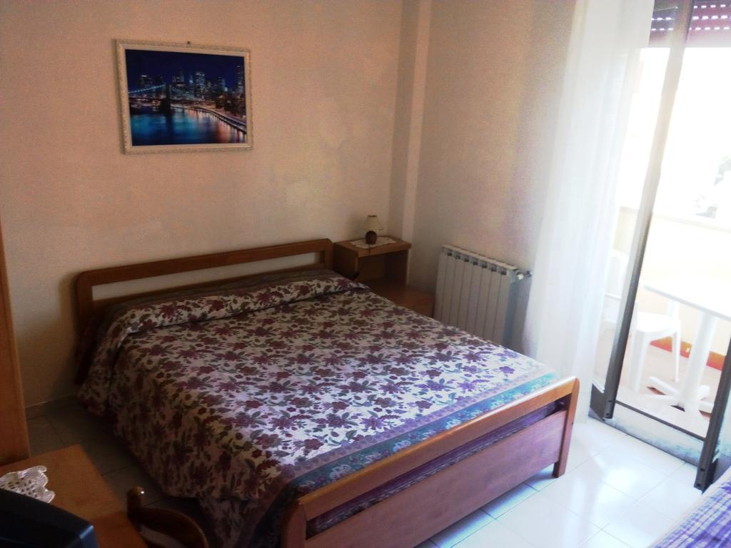 Hotel Eliseo Giardini Naxos Exterior photo