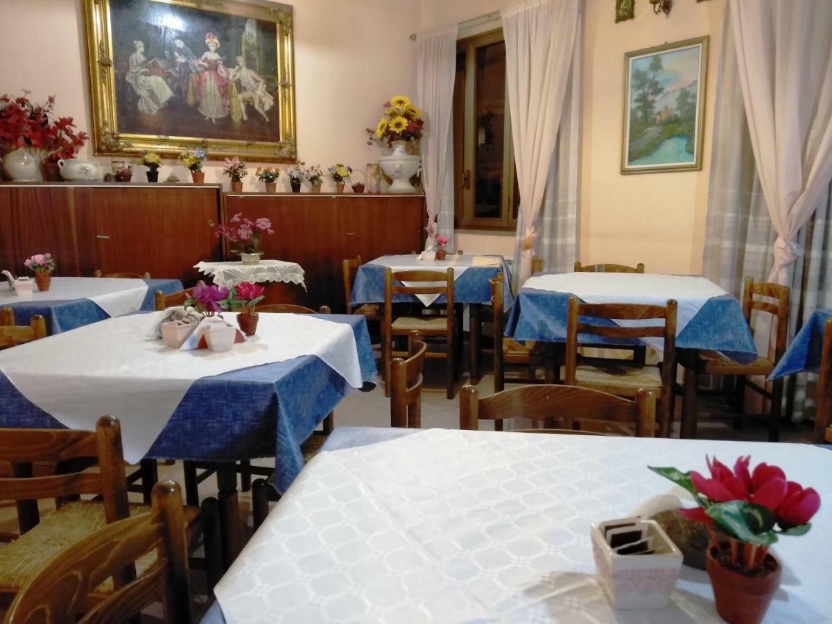 Hotel Eliseo Giardini Naxos Exterior photo
